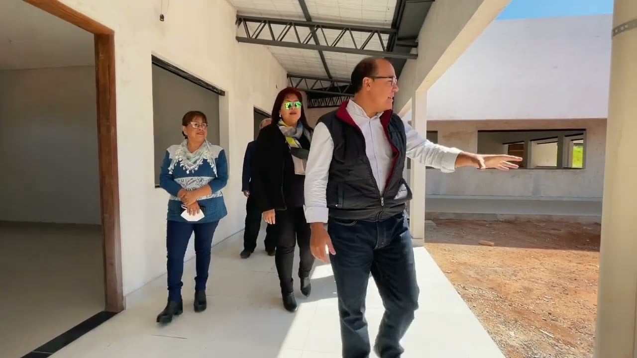 Visita a obras de Residencia y Laboratorios en Filial de Caacupé
