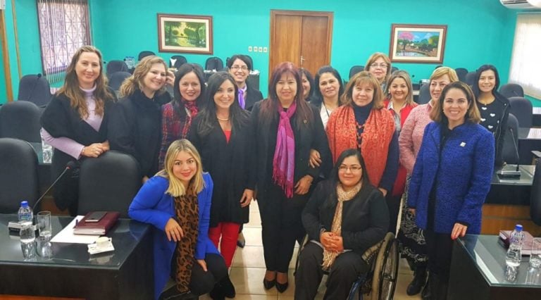 Comunicación del liderazgo de las mujeres con perspectivas de género