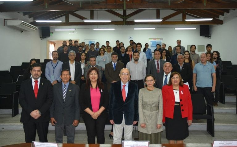 Ponen en marcha Seminario Científico MATH AMSUD en la UNA