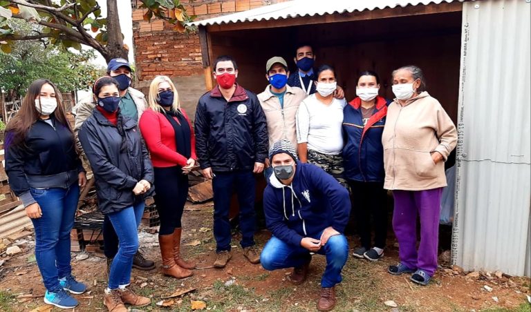 Cuarta olla popular de “ÑEMOIRŨ en el Bañado Sur