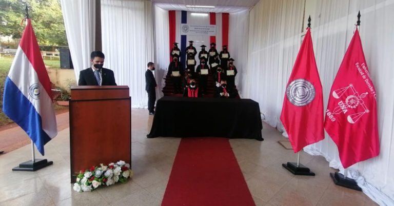 FDCS-UNA, Filial Coronel Oviedo celebra ceremonia de colación