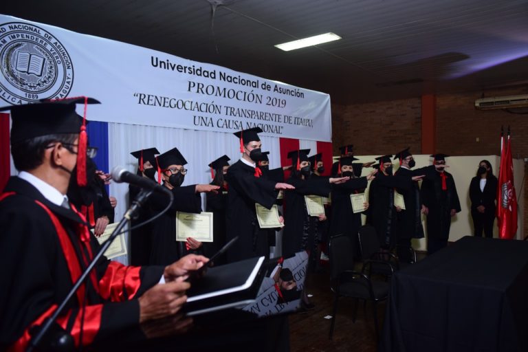 FDCS-UNA, Filial San Juan Bautista celebró ceremonia de colación