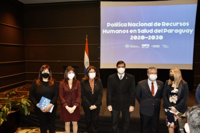 Rectora de la UNA participa de la  Presentación de Política Nacional de Salud