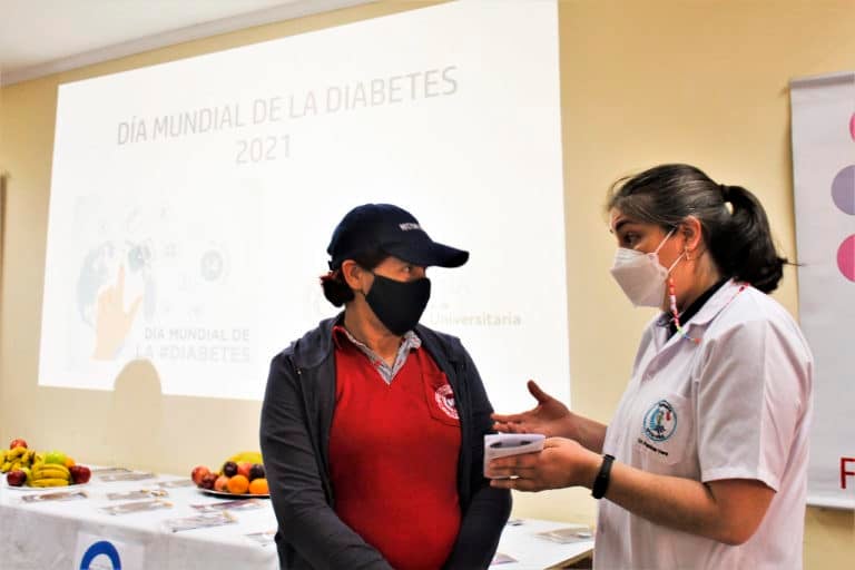 La UNA celebró Día Mundial de la Diabetes 2021 con controles gratuitos