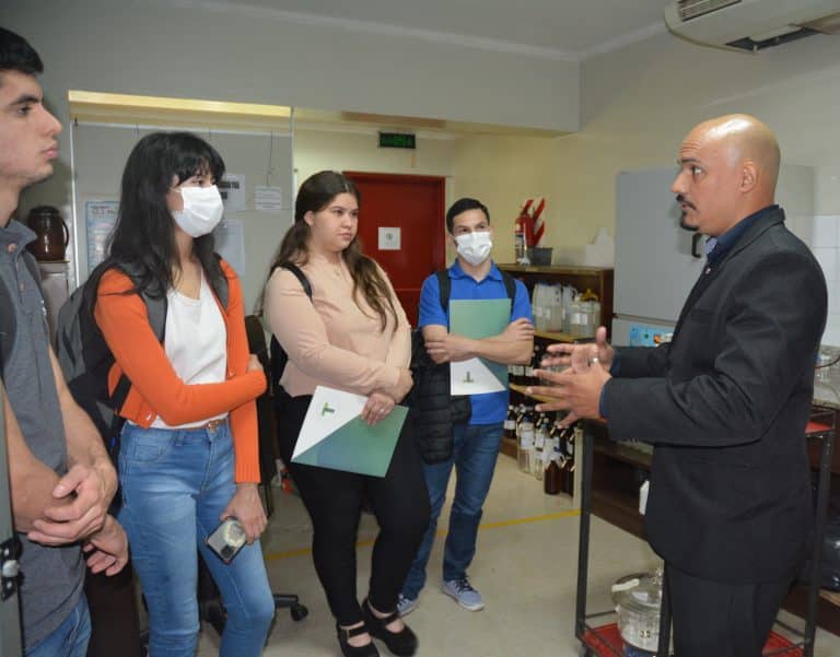 El CEMIT-UNA inició Semana de la Ciencia con conferencias y visitas guiadas