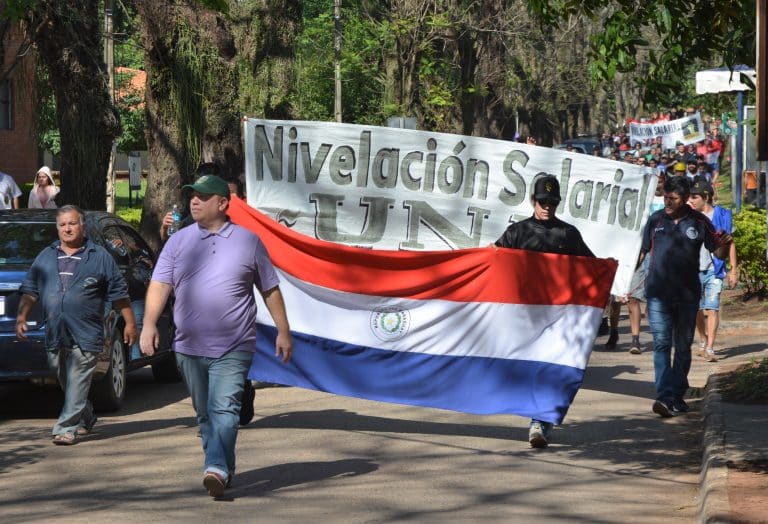 La deuda histórica del Paraguay con la centenaria UNA