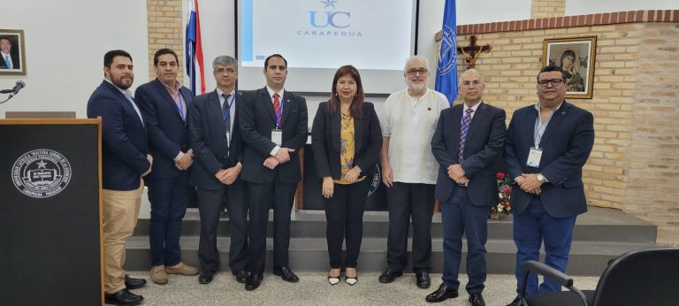 Comitiva de la UNA participó activamente de II Conferencia INNOVA en Paraguay