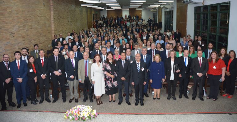 Autoridades y docentes de la FDCS-UNA se reunieron en el Claustro 2023