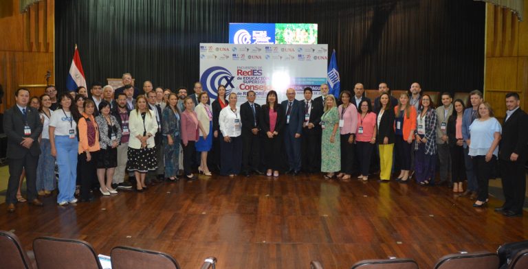 Representantes de REDES elaboraron la Declaración de Asunción para una educación superior sostenible y digital