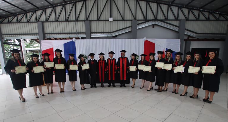 Santaní celebró egreso de profesionales de las ciencias jurídicas