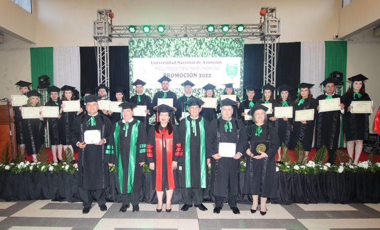 Villarrica celebró egreso de profesionales de las ciencias económicas