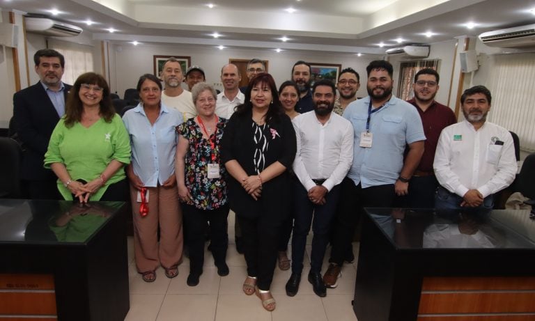 Comitiva internacional se reunió con autoridades de la UNA para fortalecer lazos