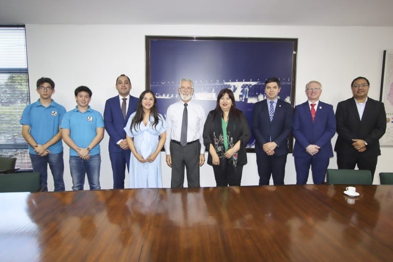 Autoridades se reunieron con embajador de Brasil para fortalecer la FF-UNA y el CEPB-UNA