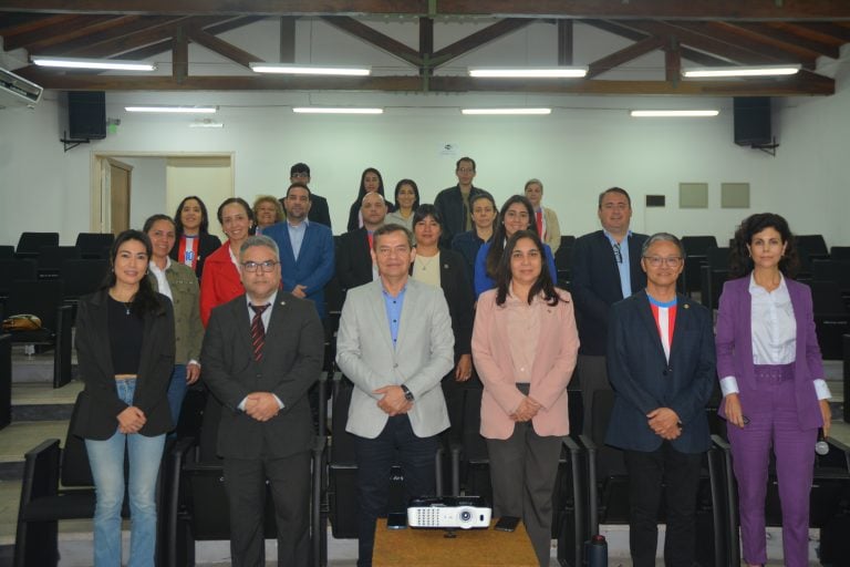 Experta internacional disertó sobre sistemas de gestión en innovación