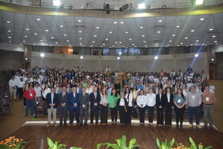 Academia, gobierno y sector productivo celebran el I Congreso Forestal Paraguayo