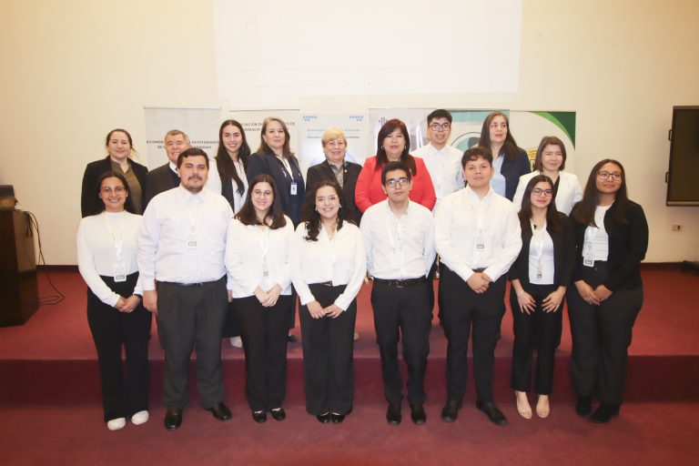 Congreso de Estudiantes de Farmacia impulsa innovación y futuro profesional