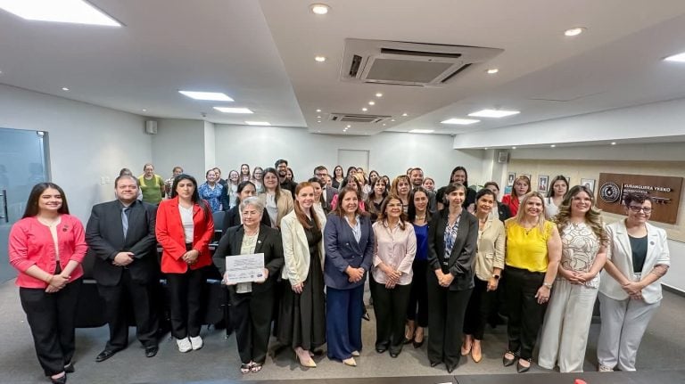 Ministerio de la Mujer realizó la premiación del I Concurso Nacional de Artículos Científicos “Datos que abren caminos”