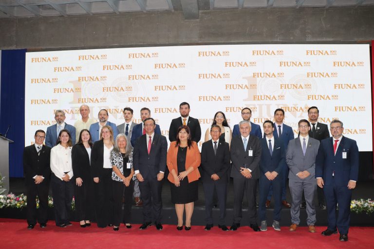 FIUNA conmemoró su centenario con un acto central y la inauguración de nuevos laboratorios