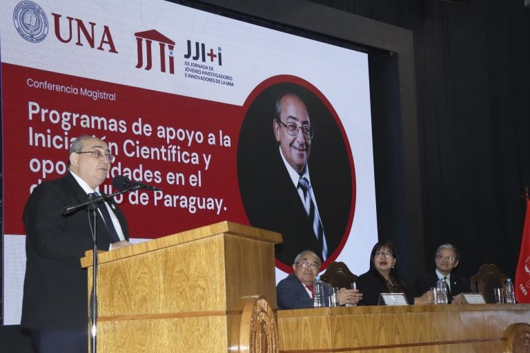 Barán: “Ser investigador en Paraguay ya no es un sueño, es una profesión con oportunidades para transformar el país”