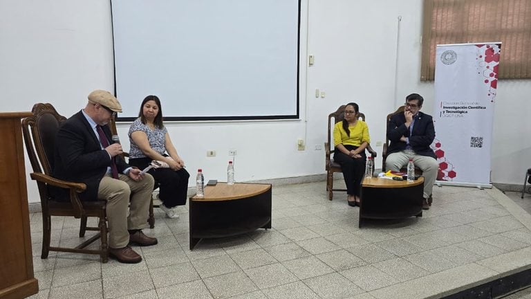 En la UNA debaten sobre los desafíos y estrategias de la comunicación científica internacional